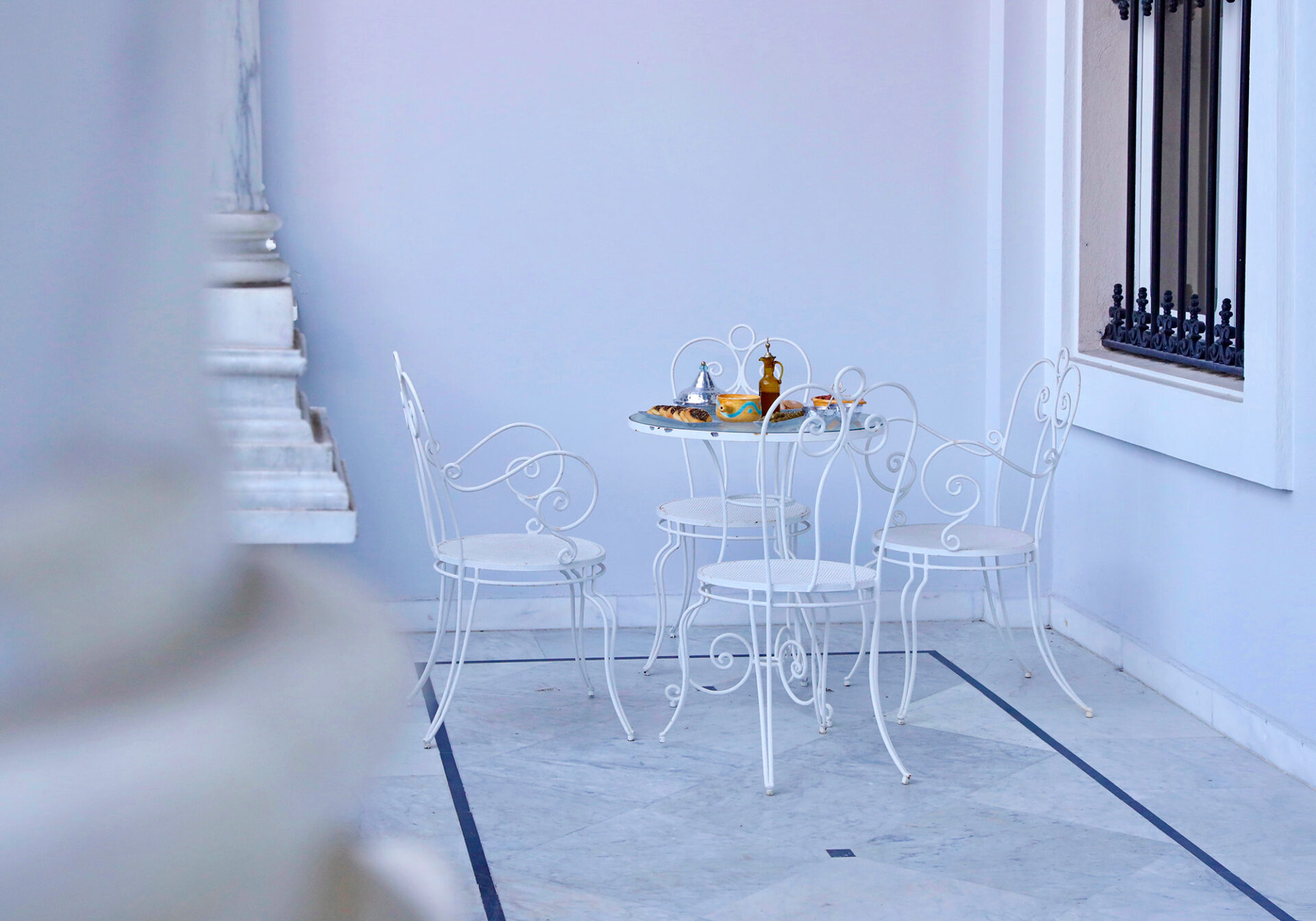 La Maison Rayes, Terrace
